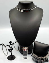 Load image into Gallery viewer, "Minimal Magic" Shiny Black Choker Jewelry Set