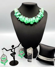 Load image into Gallery viewer, Colorfully Clustered Green Custom Set