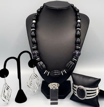 Load image into Gallery viewer, High Alert Black Custom Set