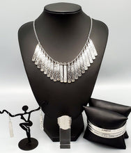 Load image into Gallery viewer, Metallic Muse Silver Custom Set