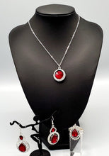 Load image into Gallery viewer, Trademark Twinkle Red Custom Set