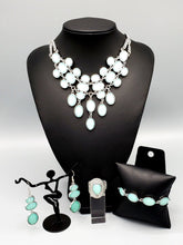 Load image into Gallery viewer, Glimpses of Malibu May 2021 Fashion Fix Set