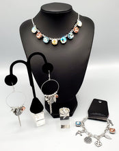 Load image into Gallery viewer, Glimpses of Malibu June 2021 Fashion Fix Set