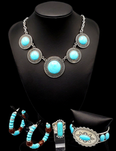 Load image into Gallery viewer, "Circle The Wagons" Jewelry Set