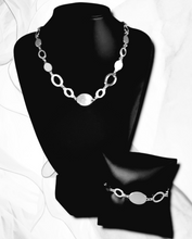 Load image into Gallery viewer, "Working OVAL-time" Jewelry Set