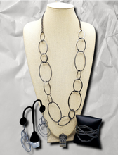 Load image into Gallery viewer, City Circuit Shiny Black Custom Set