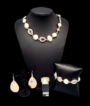 Load image into Gallery viewer, Glimpses of Malibu September 2021 Fashion Fix Set