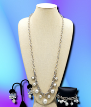 Load image into Gallery viewer, Revolving Refinement White Pearl Custom Set