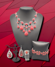 Load image into Gallery viewer, Glimpses of Malibu January 2022 Fashion Fix Set