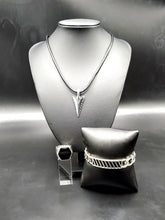 Load image into Gallery viewer, " Arrow" Urban/Unisex Jewelry Set