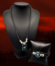 Load image into Gallery viewer, "Astrology Urban Collection" (Choose your sign)