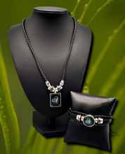 Load image into Gallery viewer, "Astrology Urban Collection" (Choose your sign)