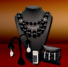 Load image into Gallery viewer, Miss Pop-YOU-larity Black Custom Set