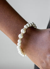 Load image into Gallery viewer, Royal Romance Pearl and Bling Custom Set