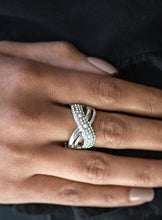 Load image into Gallery viewer, The FASHION Show Must Go On! Silver Pearl and Bling Custom Set