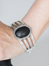 Load image into Gallery viewer, Sandstone Solstice Black and Silver Custom Set