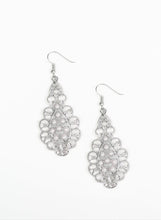 Load image into Gallery viewer, The FASHION Show Must Go On! Silver Pearl and Bling Custom Set