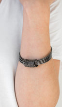 Load image into Gallery viewer, "Minimal Magic" Shiny Black Choker Jewelry Set