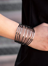 Load image into Gallery viewer, "SOL-Mates" Shiny Black Jewelry Set