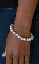 Load image into Gallery viewer, The FASHION Show Must Go On! Silver Pearl and Bling Custom Set
