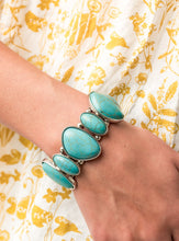 Load image into Gallery viewer, "Simply Santa Fe" Jewelry Set