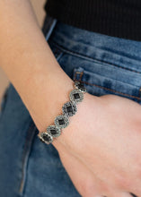 Load image into Gallery viewer, Out of Bounds Shimmer Black and Silver Custom Set