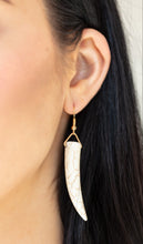 Load image into Gallery viewer, Tusk Tundra White Jewelry Set