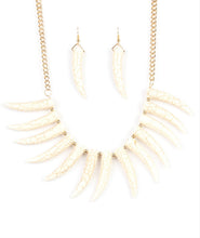 Load image into Gallery viewer, Tusk Tundra White Jewelry Set