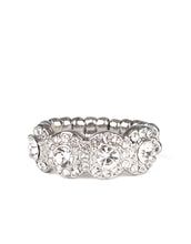 Load image into Gallery viewer, 5th Avenue Romance Red and Silver Custom Set