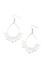 Load image into Gallery viewer, Soon To Be Mrs. White Pearl Custom Set