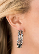 Load image into Gallery viewer, Glimpses of Malibu December 2020 Fashion Fix Set