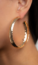 Load image into Gallery viewer, Tusk Tundra White Jewelry Set