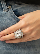 Load image into Gallery viewer, Sunset Sightings March 2021 Fashion Fix