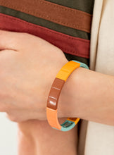 Load image into Gallery viewer, Sunset Sightings April 2021 Fashion Fix