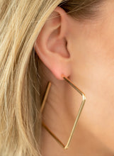 Load image into Gallery viewer, Sunset Sightings April 2021 Fashion Fix