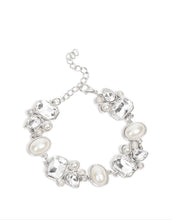 Load image into Gallery viewer, Fiercely 5th Avenue December 2021 Fashion Fix Set