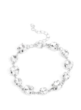 Load image into Gallery viewer, Fiercely 5th Avenue February 2022 Fashion Fix Set