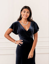 Load image into Gallery viewer, Fiercely 5th Avenue November 2021 Fashion Fix Set