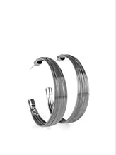 Load image into Gallery viewer, "SOL-Mates" Shiny Black Jewelry Set