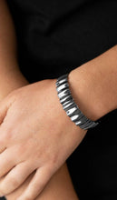 Load image into Gallery viewer, "Full Frame" Black Jewelry Set