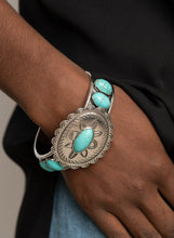 Load image into Gallery viewer, "Circle The Wagons" Jewelry Set