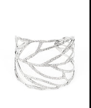 Load image into Gallery viewer, Down Feathers Custom Jewelry Set