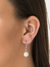 Load image into Gallery viewer, Flirty Fringe Necklace and Earrings