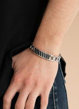 Load image into Gallery viewer, " Arrow" Urban/Unisex Jewelry Set