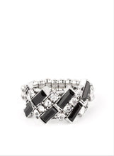 Load image into Gallery viewer, Standout Strands Black Jewelry Set