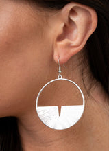 Load image into Gallery viewer, "Record-Breaking Radiance" Jewelry Set