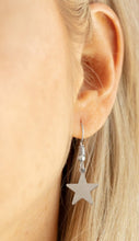 Load image into Gallery viewer, Starry Shindig Silver Star Necklace and Earrings