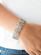 Load image into Gallery viewer, "Treasure Temptress" Mixed Metal Jewelry Set