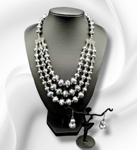 Load image into Gallery viewer, Jazz Me Up Necklace and Earrings
