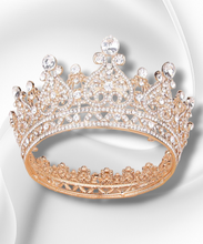 Load image into Gallery viewer, Queen Goddess Crown

